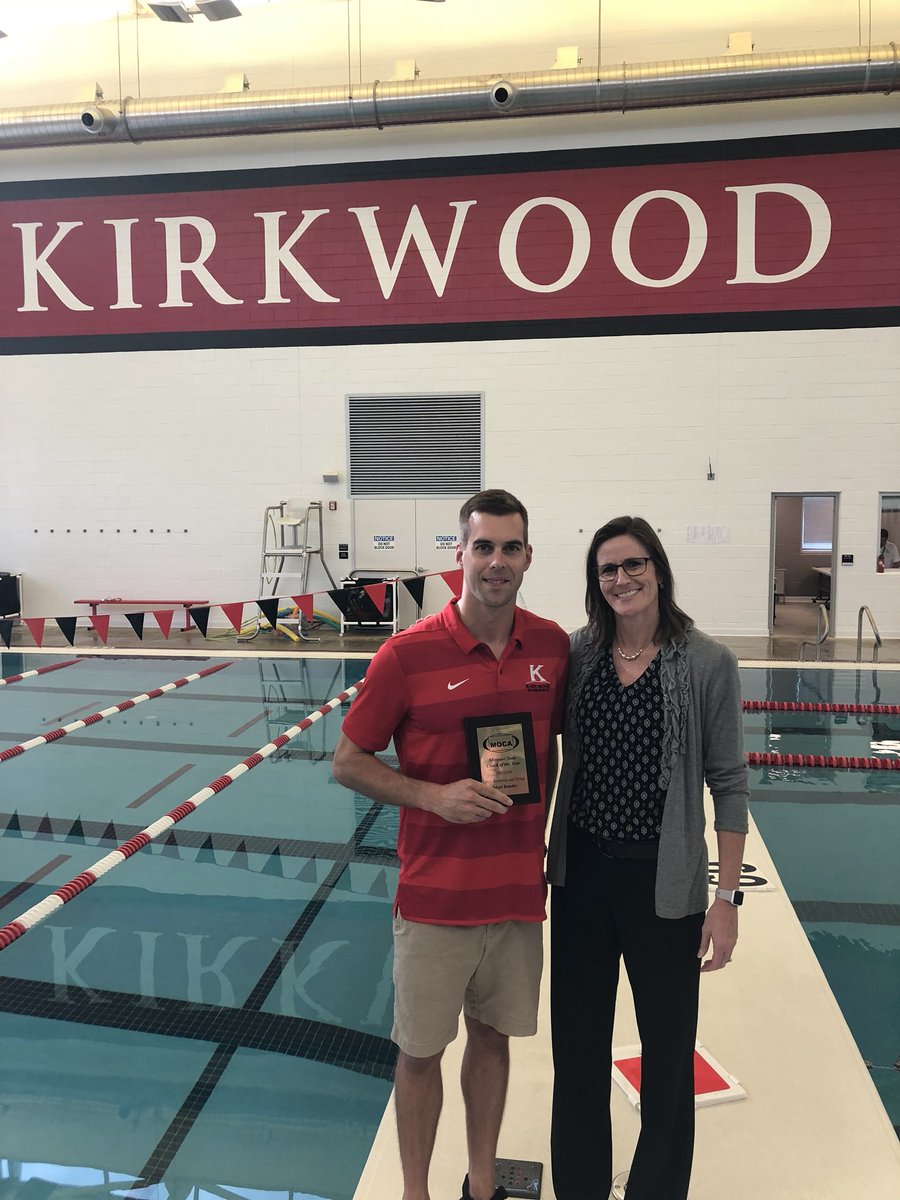 khspioneers's tweet photo. Congrats to KHS own Matt Beasley for being named the boys swim/dive state coach of the year for 2017-18.

Congrats to Matt Beasley &amp; thank you to @mshsaa Associate Director Stacy Schroeder for making the trip to Kirkwood to present the award! https://t.co/i1kRPCuimZ