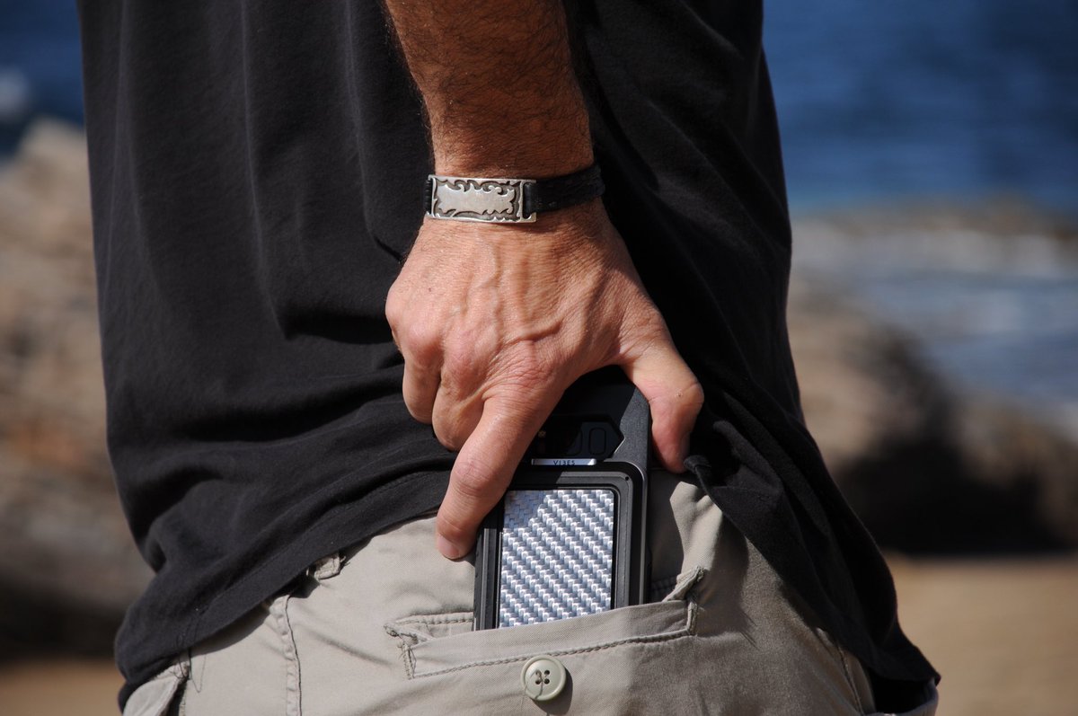 getvibesaudio's tweet image. Our 3.2 ounce speaker slides easily into your pocket