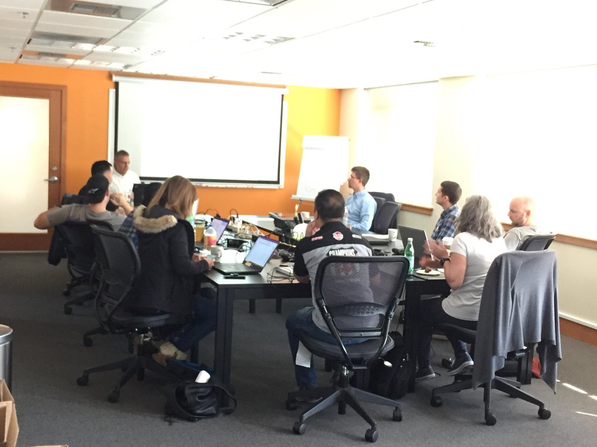 phytools's tweet image. A full house today with @PEAK_System for some &quot;CAN Fundamentals &amp;amp; PCAN Explorer 6 Training&quot;!