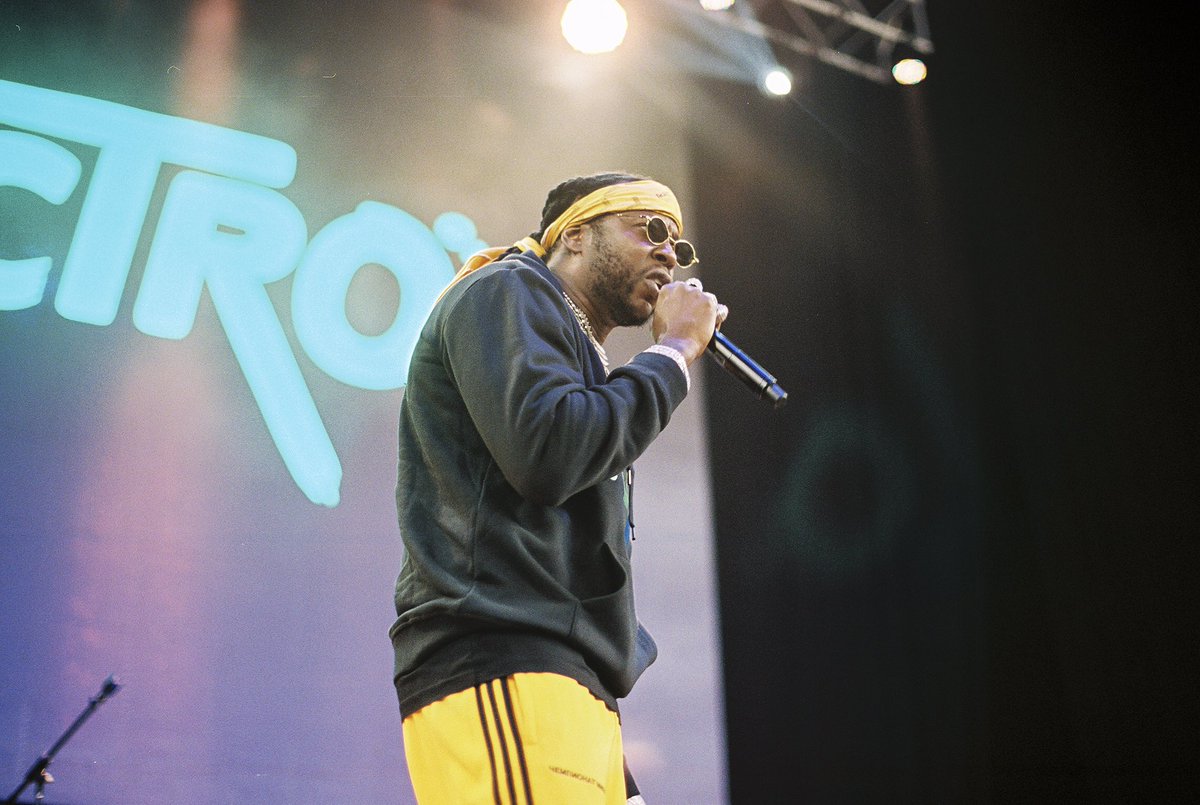 TourexAli's tweet photo. .@2chainz &amp; @youngthug 💧 #trillectro2018 #touresnapped https://t.co/QeqQWXX3wc