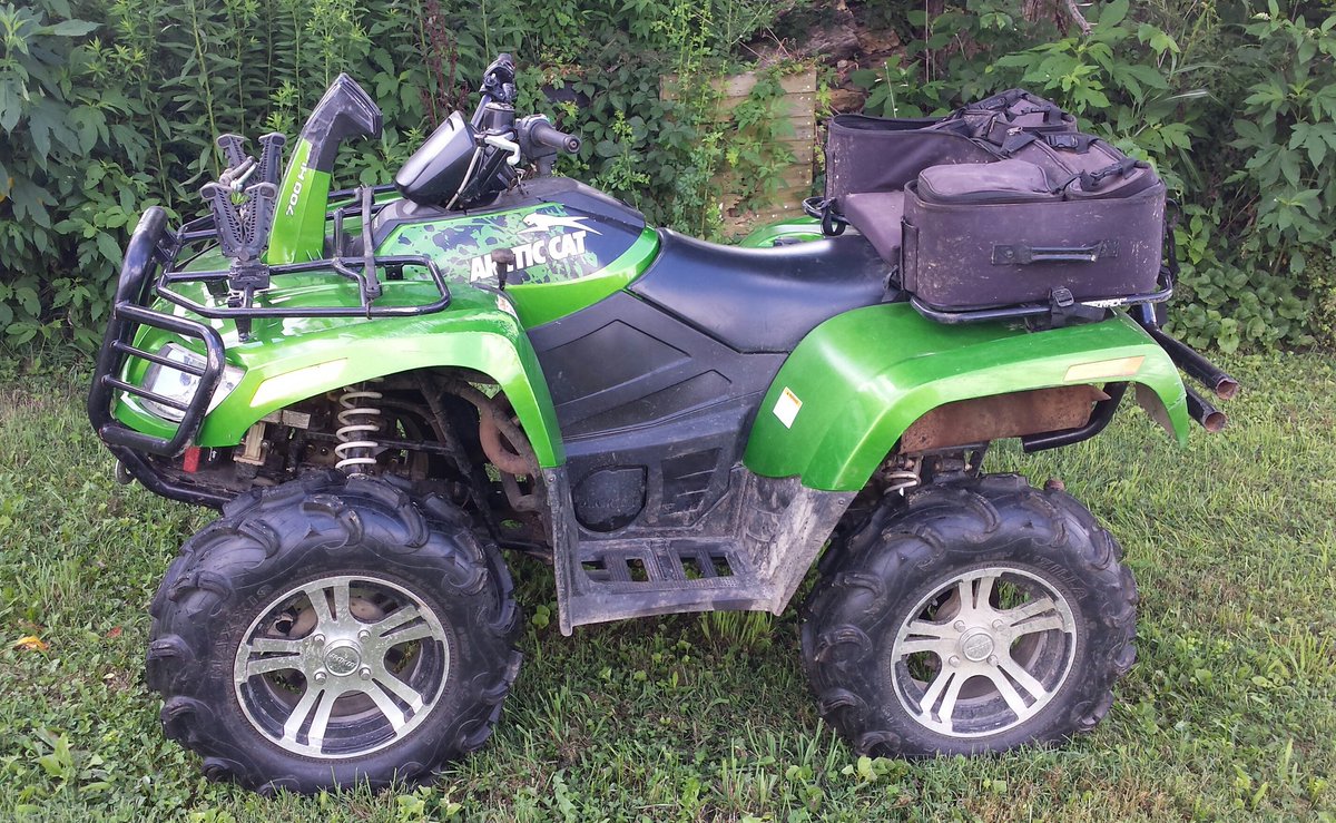 ELulek's tweet image. Sooo... I got the call from my #ArcticCatDealer I took my Cat to... #Really...  parts n labor cost more then a #CrateEngine... really... &amp;amp; you wonder why I&apos;m kicking myself because I couldn&apos;t afford a new #Grizzly...wtf did I get myself into that I can&apos;t afford!!!!!!