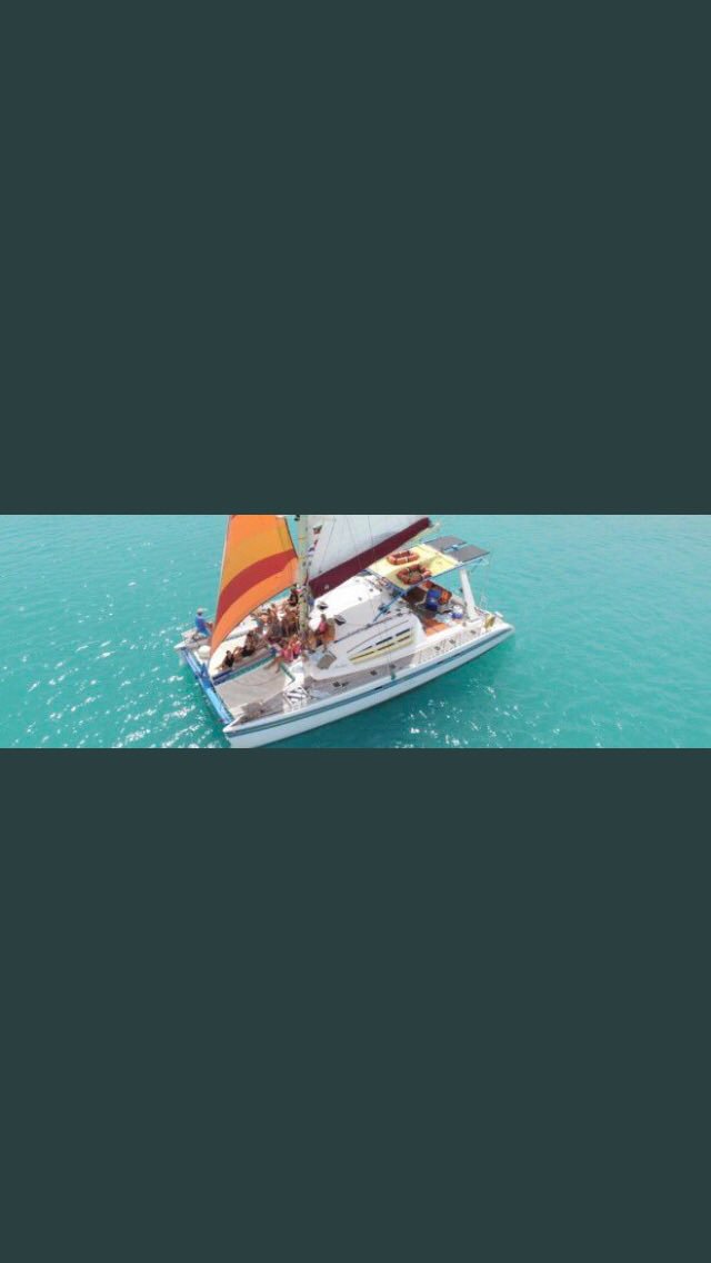 The Ana Luna is still in season! Check out our website to learn more about our packages and options!