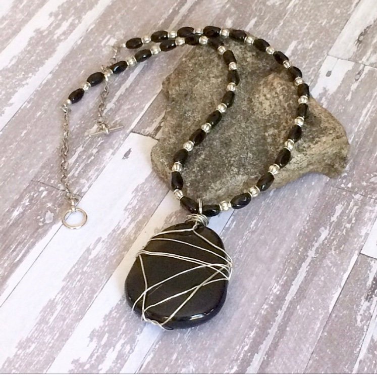 Available in my #etsy shop: Black Agate Pendant etsy.me/2NxXSBb  #jewelry #necklace #blackpendant #agatepenant #blackagate #largependant #pendantnecklace #statementnecklace #bohonecklace #bohojewelry #fashionjewelry #accessories #blacksilverjewelry #etsyfinds