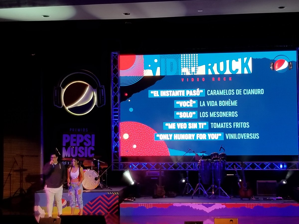 PepsiVEN_'s tweet photo. El rock no deja de estar presente en nuestras carteleras musicales, tampoco @CDCrock  ganadores de la categoría #VideoRock de los #PremiosPepsiMusic por su video “El instante pasó” https://t.co/DQMpYWK45q