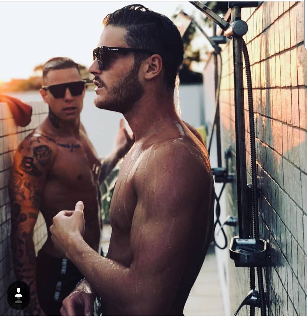 VMINPATHY's tweet photo. Giordano batte nicolò a mani bassissime
Sorry not sorry #TemptationIslandVip https://t.co/zU4YzGbxLc