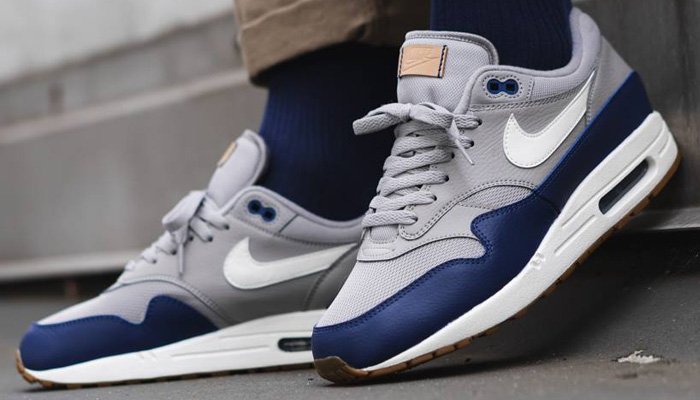 nike air max 1 atmosphere grey