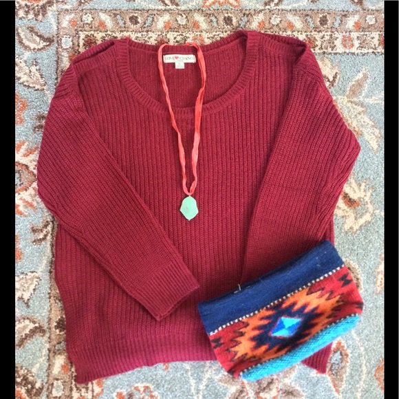 2 pic. So good I had to share! Check out all the items I'm loving on @Poshmarkapp from @Lauraar92054677 #poshmark #fashion #style #shopmycloset #anthropologie #lovechange: https://t.co/zZMjibBxhU https://t.co/UcOUnhaV39