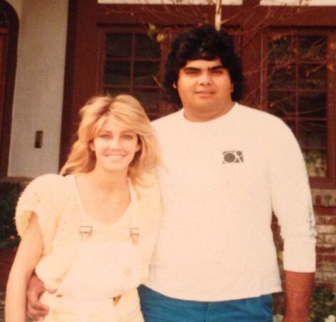 Happy birthday to Heather Locklear & wishing you happiness & good health 