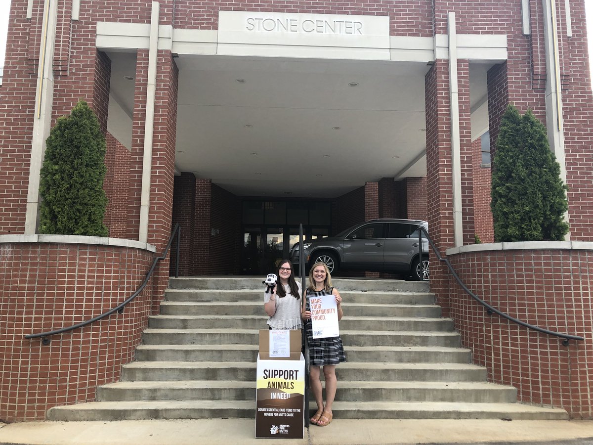 twomenhsv's tweet photo. A successful first day of #MoversForMutts box deliveries! 
You’ll be able to drop off donations for @anewleash at: Pet Wants HSV,
@StraightToAle, @BBBNorthAlabama 
U-LOCK-IT STORAGE, Bridge Street,
@Campus805 - The Stone Center, @MadisonCityCoC #MoversWhoCare #Animalsinneed https://t.co/3VWlv1IkKB
