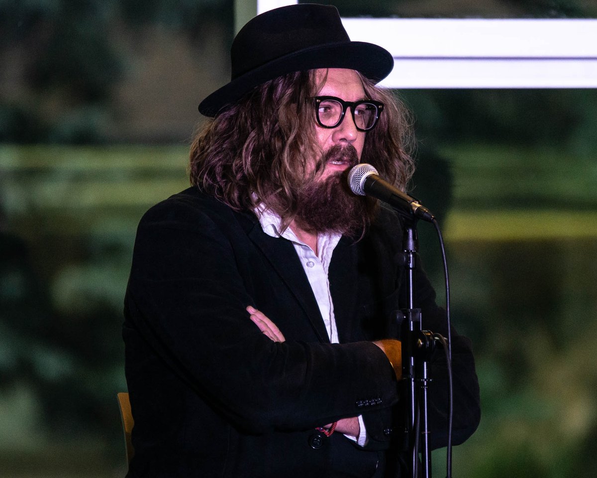 Centre_Square's tweet photo. Photos from @leeharveyosmond are up on our blog! Big thanks to @craignorriscbc of @CBCKW891 for hosting.
Click here to see the full gallery from the evening at @KitchLibrary -> https://t.co/NdZOpBJXPr
#kwawesome #citsatkpl #kpl #kitchenerlibrary https://t.co/EuG9o5m5yc