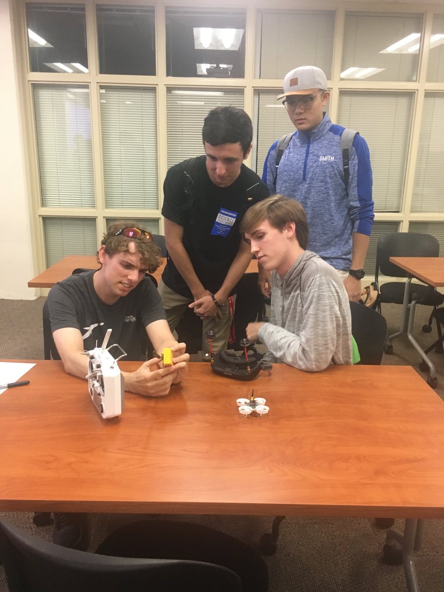 RCFTerps's tweet photo. Having a great time at our first GBM! See you all at our next meeting October 9th #drones #RCFT #FlyingTerps https://t.co/SLVukTpmH8