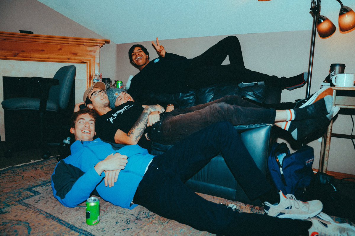 AfterhoursOR's tweet photo. October 10th we got a jammie jam at Watershed PDX! $7 at 7pm. We’ll be playing with all the homies in @troubledmindsaz @SlipperyEyes and No Plug.         
📷: @KristinasKool https://t.co/9WcTYdEly7