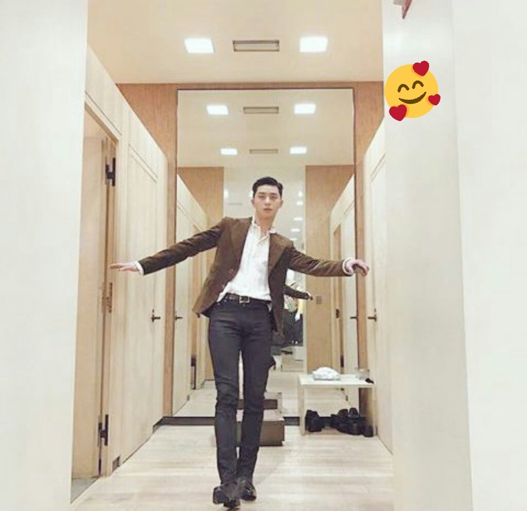 soypulgarcita17's tweet photo. I miss you!!!! 💞👋💞 #ParkSeoJoon #SecKimOffer https://t.co/sgqMDIaxVB