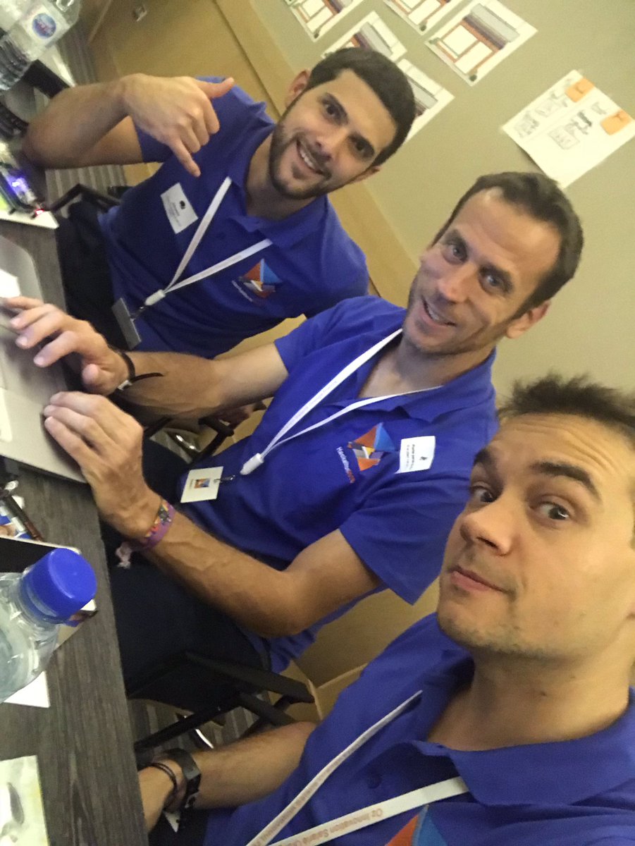 guichabas's tweet photo. 1h17 au #OrangeHackathon et toujours là pour faire avancer Junon 😅! #NeverGiveUp 💪 https://t.co/xCbOIWKfNo