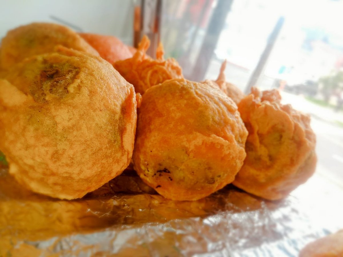 En #EstamosFritos encontrarás las mas deliciosas papas rellenas de l ciudad! Visitanos y compruébalo en la Cll 76 #22-09 Local 5 

Pronto tendremos servicio de domicilio en Bogotá!  😎😎😎