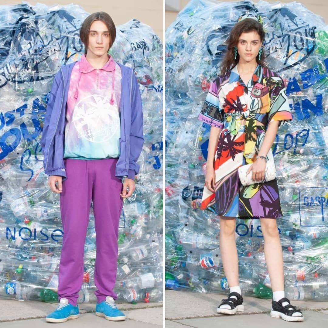 Moda FH | También miramos lo que sucedió en la Semana de la Moda de Ucrania ➡️ Conocé #ROUSSIN by Sofia Rousinovich quién presentó una propuesta súper interesante: la moda sustentable. La marca se inspiró en el concepto de las #3R: reducir, reutilizar, reciclar.