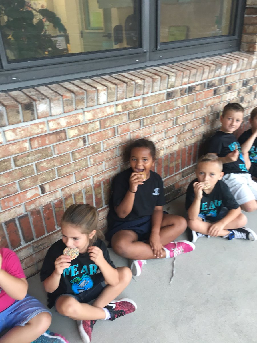 Congratulations to Mrs. Cameron’s class for getting the most PTA memberships! And Mr. Overley and Mrs. Stevens class tied for the 2nd and 3rd spots! Cookie parties are so much fun! #IRESisthebest #Manteepride #Ourparentsrock