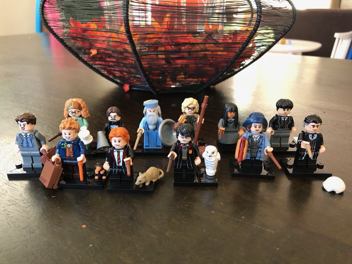 LegoBrickGuy's tweet photo. I'm slowly but surely collecting all of the #LEGO #HarryPotter / #FantasticBeasts Collectible Minifigures. Here's the haul from this weekend. Thankfully, I stumbled upon a Percival Graves. https://t.co/6piRV7j9WN