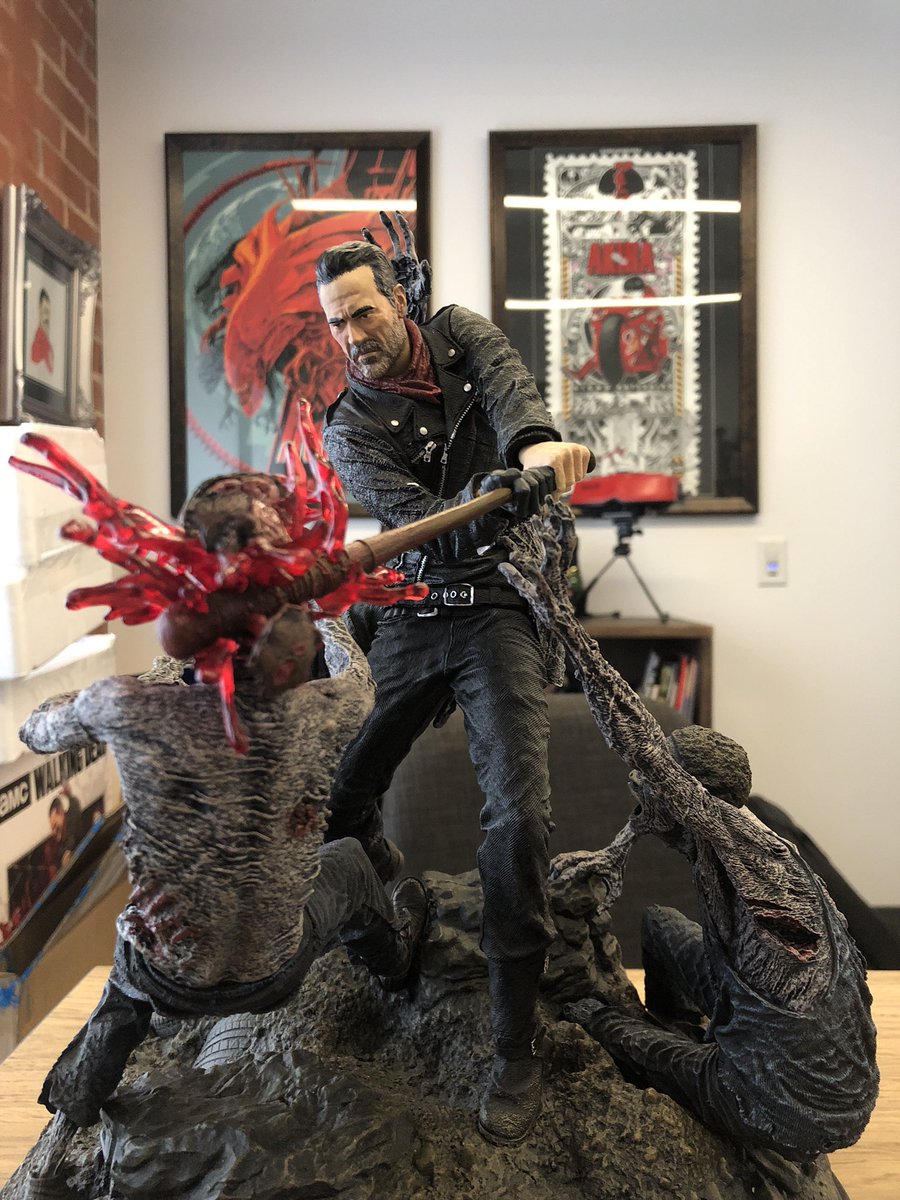 negan statue