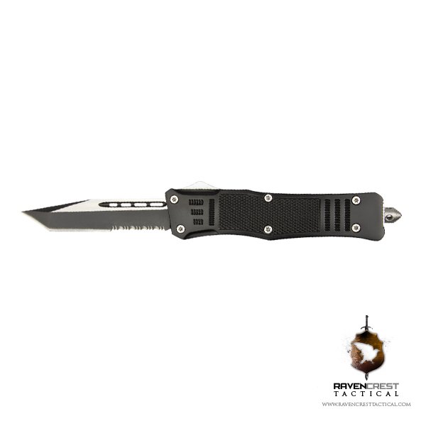 My favorite knife we carry is the RCT1 Raven with a Tanto serrated blade, what's yours? #RavencrestTactical #OTF #OTFKnife #RCT1 #Tantoblade #knifecommunity #Cerakote #tactical #tacticalgear #tacticalcommunity