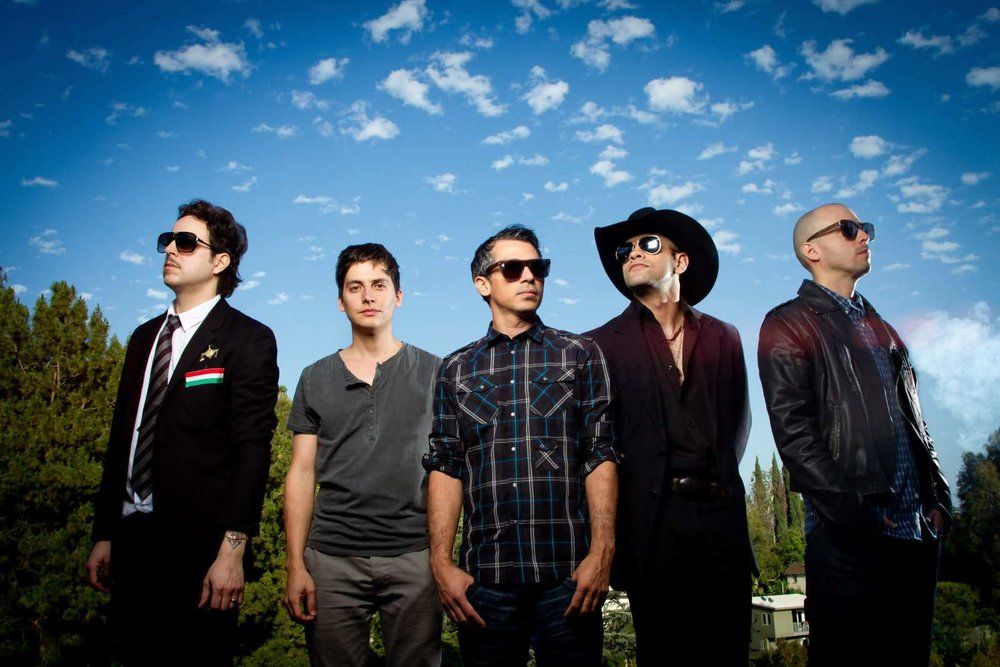pasajerofm's tweet photo. 🎸 Escucha el #Podcast de @GateOficial_ con @CMonterock 🤘🏽
🎙️ Ska, Reggae y Rock
🎺 Presentamos una lista con un poco de ska, y rock con bandas que ya cuentan con mucha historia destacando eventos conmemorativos a sus aniversarios llenos de energía
https://t.co/M4Sc8OKx7d https://t.co/IrDmYXckoG