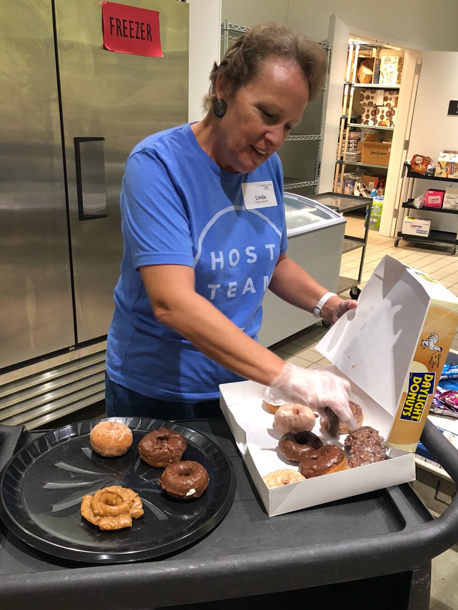 cotmatoneighty's tweet photo. We would love to introduce Linda Holmes! Linda serves on the hospitality team where she dedicates countless hours behind the scenes to make sure our guests and fellow volunteers are taken care of! Thank you, Linda! We love you! #volunteerspotlight #oneightyfamily https://t.co/JhKLKSisOQ