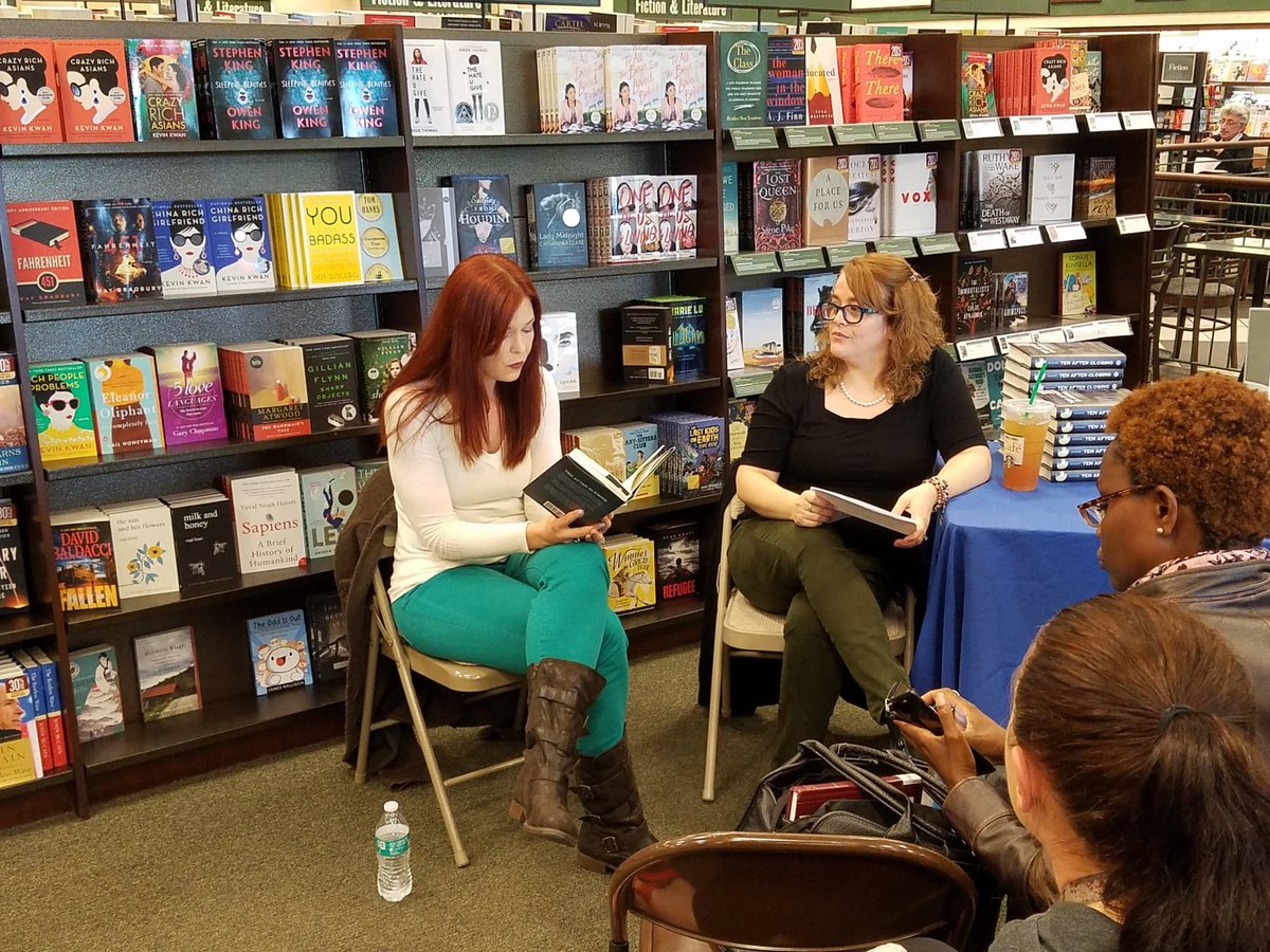 JBaylissWrites's tweet photo. Thank you, @GMarieMerante, for leading such a thoughtful Q&A at today's #TenAfterClosing signing. And thank you, #BarnesAndNoble of Waterbury, for having us! (#yathriller #electric18s #yalit) πππ https://t.co/f0PYaL7egh