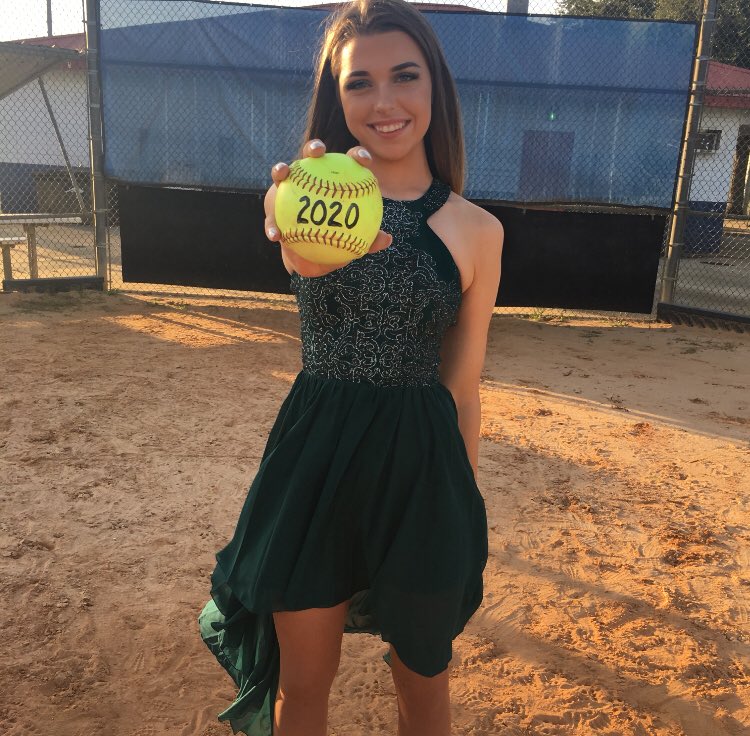 AngBadalament's tweet photo. Homecoming 2018 https://t.co/DKUz8DkkvP