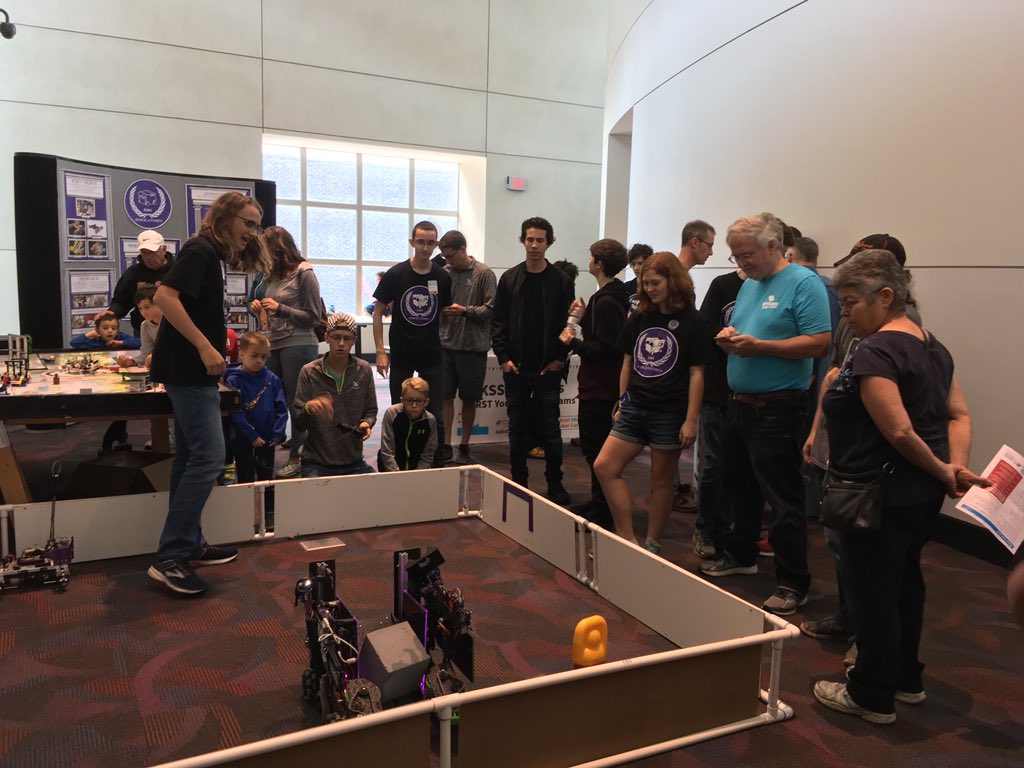 Thank you to <a href="/akronlibrary/">Akron-Summit County Public Library</a> for hosting the Mini-Maker Faire this year! We were very grateful to be invited back for a second year to share what we do with the community! Special thanks to <a href="/sos_jr/">Stuart O. Smith, Jr. - sosAssociates.com</a> for the shoutout!
#AkronMiniMakerFaire
