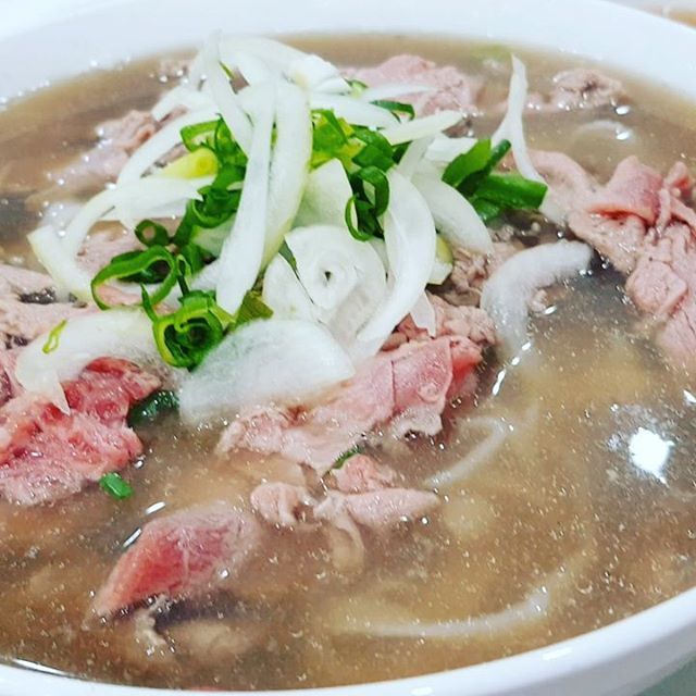 jackiemsydney's tweet photo. Pho from one of my favourite restaurants in Cabramatta after my cooking demonstration at the Cabramatta Moon Festival yesterday ♥️ #vietnamesefood #pho #nopork #noodles #soup #FairfieldCity #postcode2166 #cabramatta #malaysiancook #asiancooking #asianrecipe #instafood #jac… https://t.co/Ub4yLUMWON