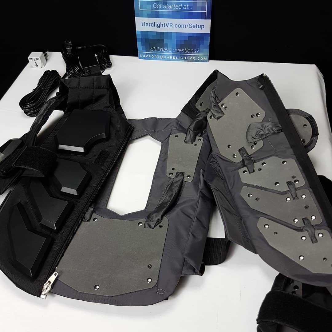 BlueGogglesVR's tweet photo. Front and back pictures of my Hardlight VR haptic suit!!!
#unboxing
#nullspacevr #hardlightvr #hardlighthype #hapticsvr #haptics #wearable #hardlightsuit #wearabletechnology #hapticsuits #wearabletech #hardlightvrsuit #hardlight #hapticsuit #hapticsystem
#virtualreality #vr https://t.co/MvatVmuelh