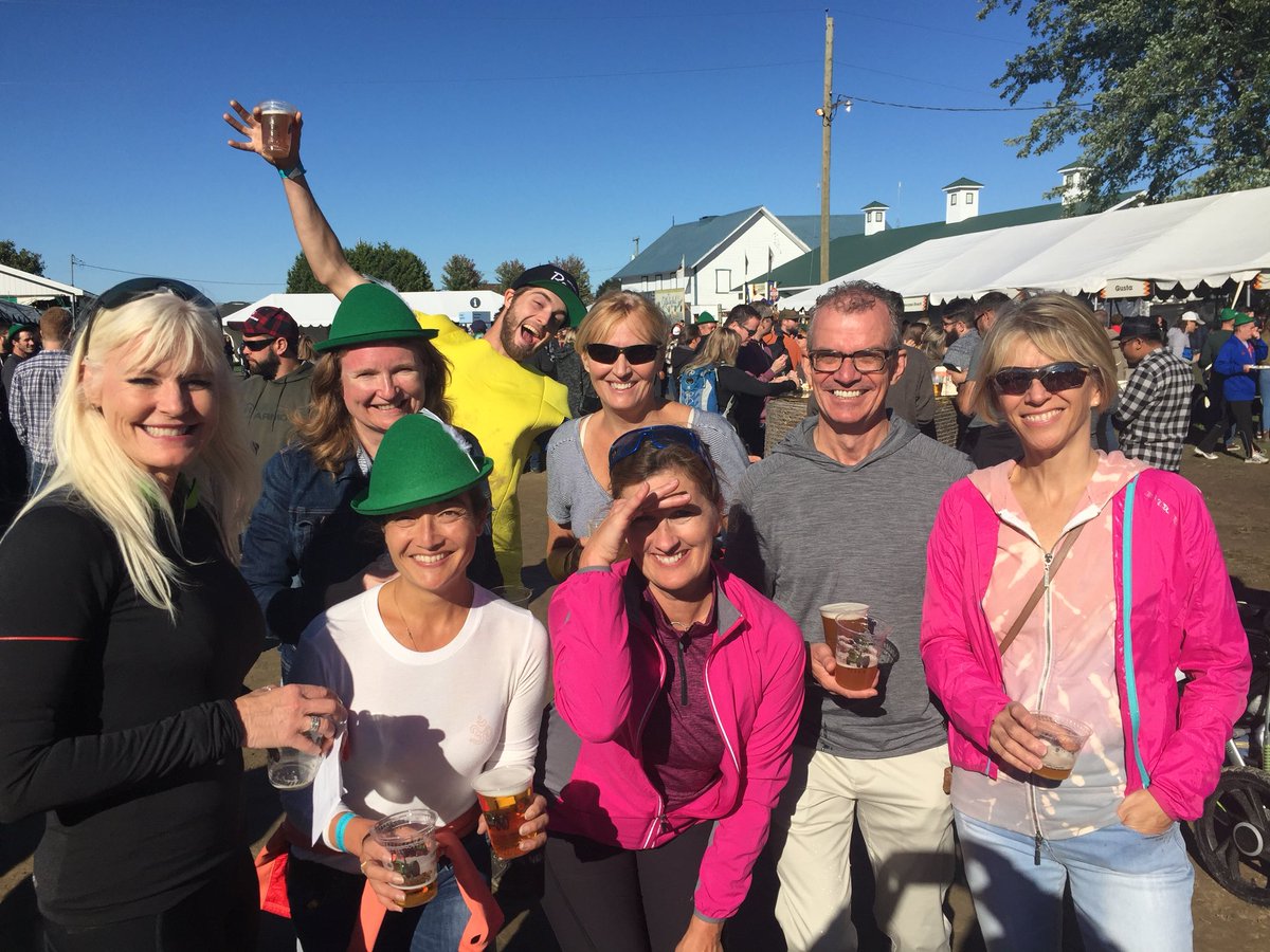 tdmottawa's tweet image. Only our students would cycle 117km to get to Beau's Oktoberfest! Amazing ride and an amazing crew!
🚴🏻‍♀️🍻🥨🍻🥨🚴🏼‍♂️
#DoitDailey
#DaileyCycle 
#Oktoberfest