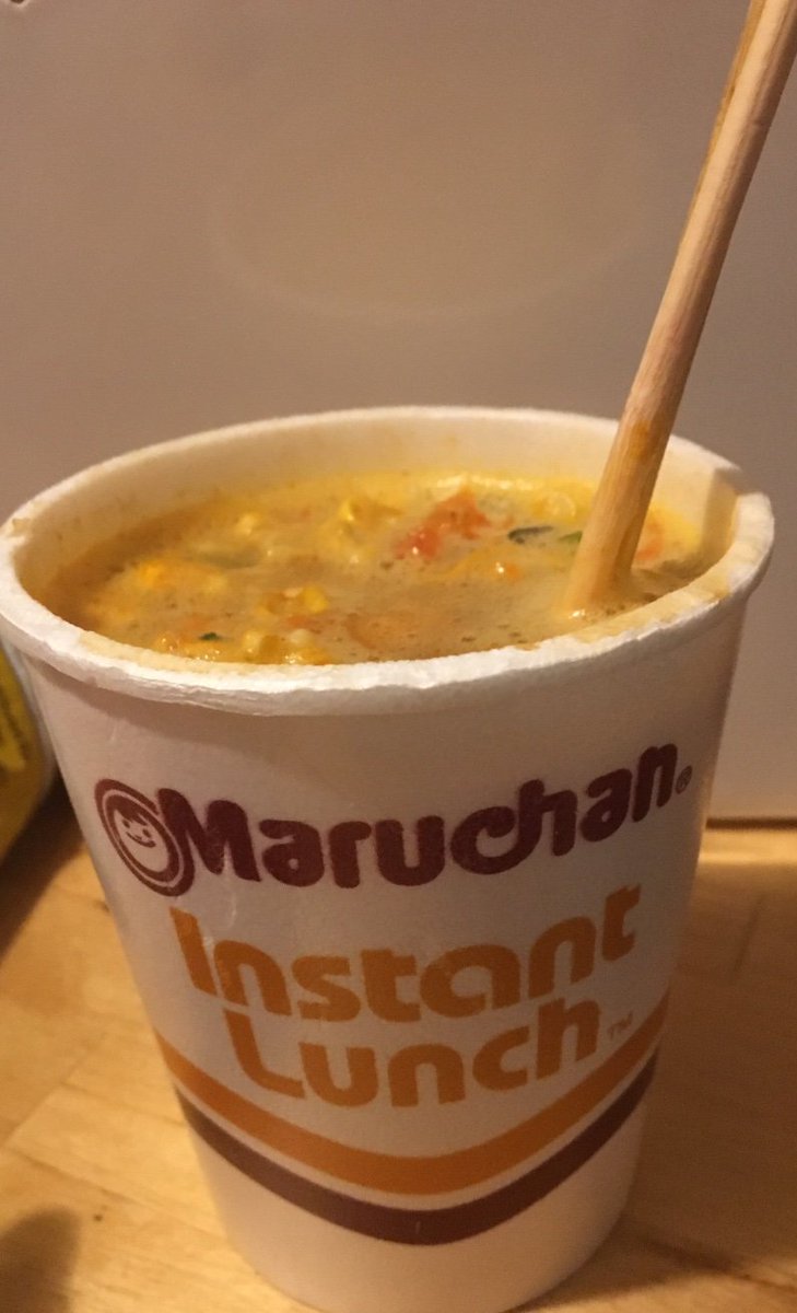 PuyoCake331's tweet photo. eating ramen!!! yum yum.
#eating #ramen #eatingramen #maruchan #imgonnagetfat https://t.co/MnCbuQy4rk