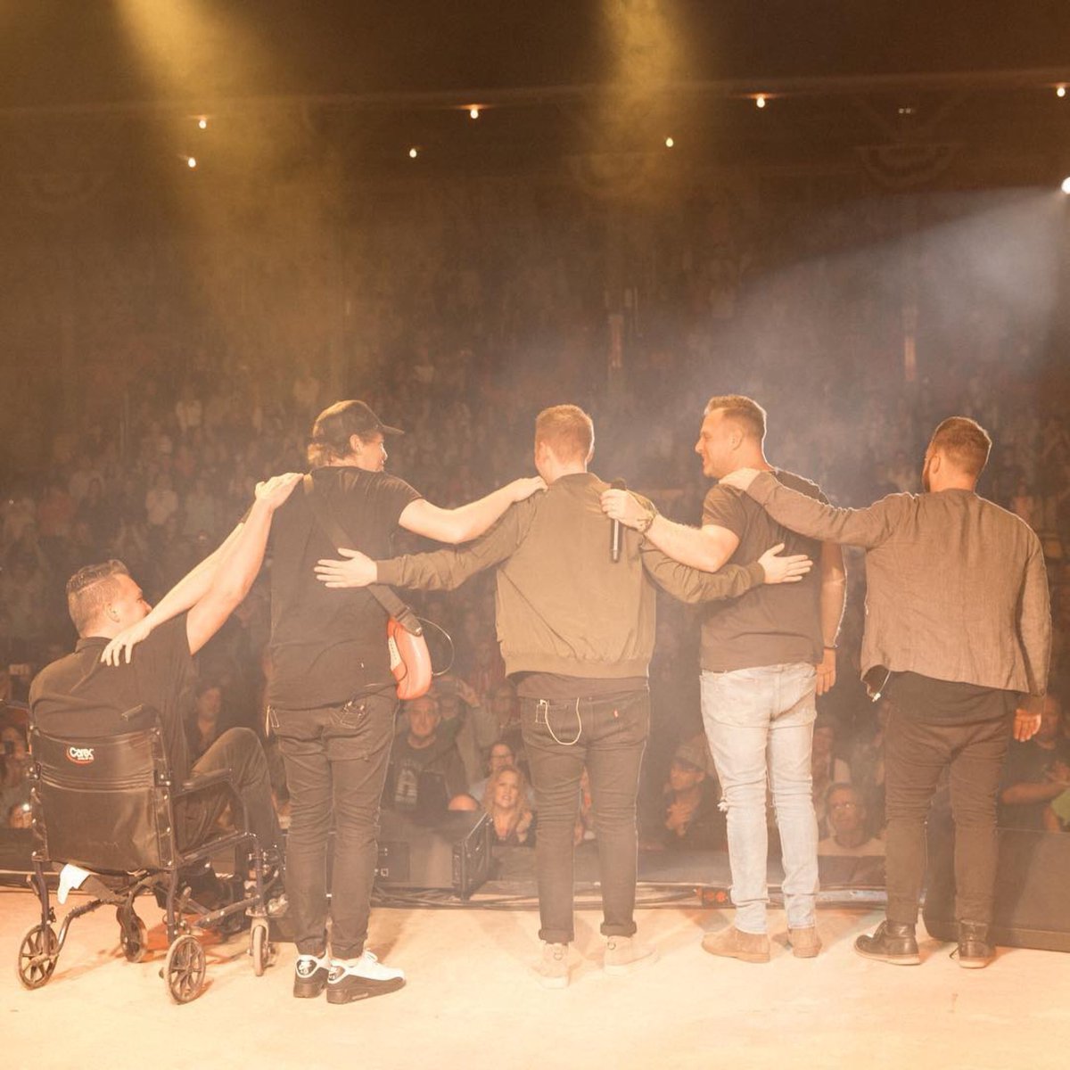 I love this pic taken by our buddy Jordan at the end of last night’s concert <a href="/GrFrederickFair/">Great Frederick Fair</a> our bass player and band leader, Chili, just had knee surgery but it didn’t stop him from playing the show from the side of the stage. That was just 1 of the amazing parts of last night.
