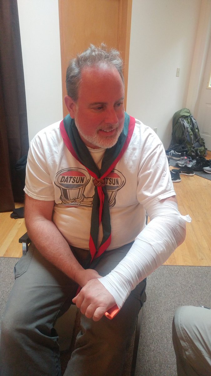 1stHaney's tweet image. Day 2 of our Group @redcrosscanada Standard First Aid course complete. We now have another 17 certified first-aiders! @scoutscanada @24FVMedVents @3RAScouts @FVCScouts #SafeScouting #Safety #ScoutsDoStuff #FirstAid