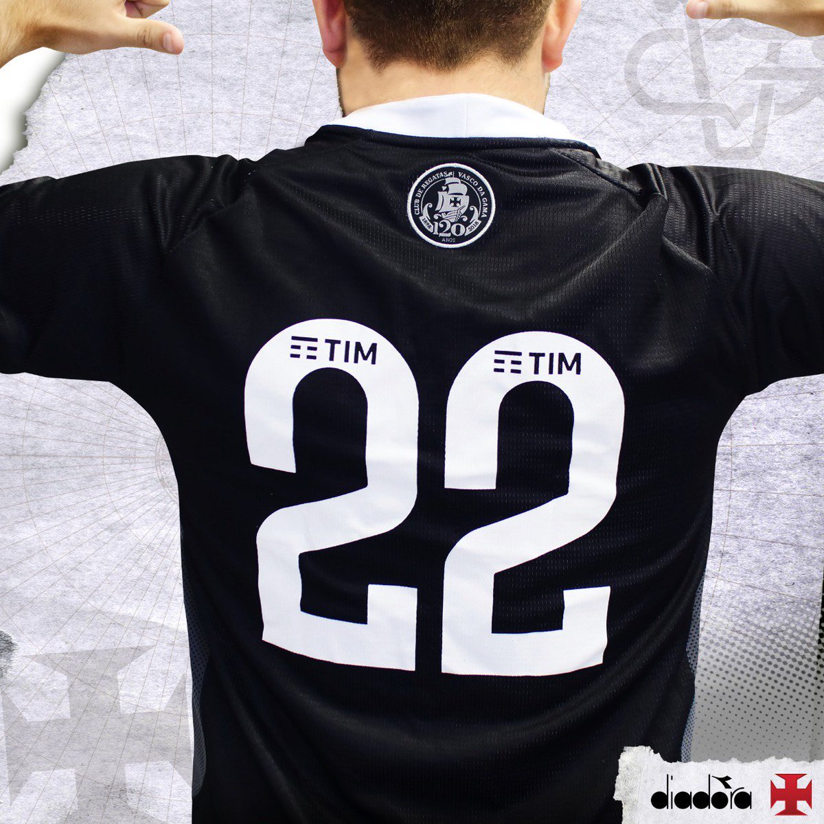 VascodaGama's tweet photo. Tradição, ídolos e conquistas. 

Você Veste a Nossa História.

Esta é nossa Camisa III.

#Vasco120
#VascoDaGama https://t.co/Jt1Ynzkz25