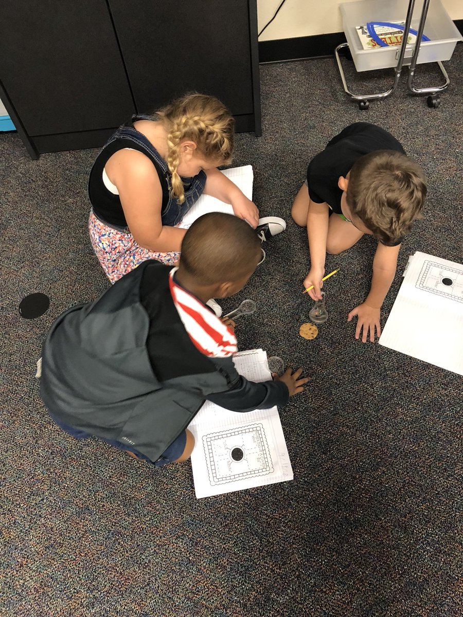 Investigating the properties of a cookie! <a href="/RoanokeRangers/">Roanoke Elementary</a> <a href="/Roanoke1stGrade/">Roanoke 1stGrade</a> <a href="/NISDScience/">NISD Science</a>