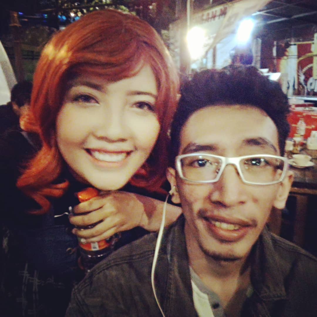 Naruchacha_'s tweet image. Otsukareee~~~.... 😘😘😘
Aiiihh, seru banget acaranyaa.. 😆😆😆
Kapan lagi bisa nostalgia bareng2 wibu generasi 90an, hehehehe...
#nostalgiaminggupagi #projam #dnrcafemalang #anime90an #cosplay #wibu90an #anisong90an