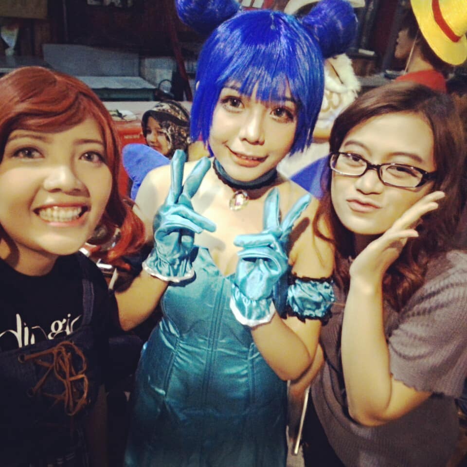 Naruchacha_'s tweet image. Lovely pict with my lovely cosplayer friends...
Salut banget mau repot2 datang sambil cosplay.. 😍😍
#nostalgiaminggupagi #projam #dnrcafemalang #anime90an #cosplay #wibu90an #anisong90an