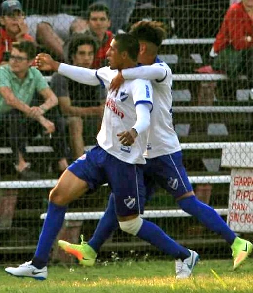 SANEUGENIOFC's tweet photo. #InfoSanto | #SEFC2018
Culminada la 7ta fecha, asi están las posiciones:
#Clausura:
1°#San 16 pts
2°#Wan 12 pts
3°#Ind 11 pts
4°#Ram 11 pts
5°#Pir 11 pts
6°#Zor 8 pts
7°#Gar 7 pts
8°#Cha 6 pts
9°#Peñ 5 pts
10°#Cen 5 pts
#Anual:
1°#Wan 30 pts
2°#Zor 29 pts
3°#San 28 pts
#ATiro https://t.co/0pIq4Xup6L