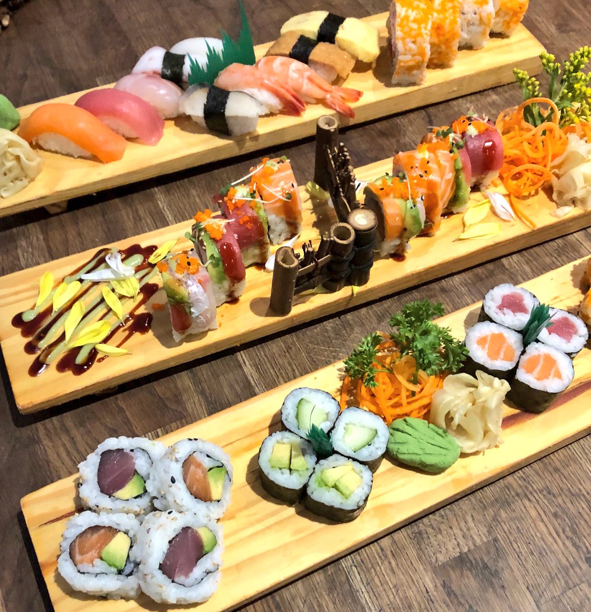 JustEatIE's tweet image. Need some #MondayMotivation? You could WIN a €100 Just Eat Gift Card for @ZakuraDublin with Just Eat's #MagicMonday! Simply RT &amp;amp; tag a work colleague or friend you would share with to be your office hero this Monday!