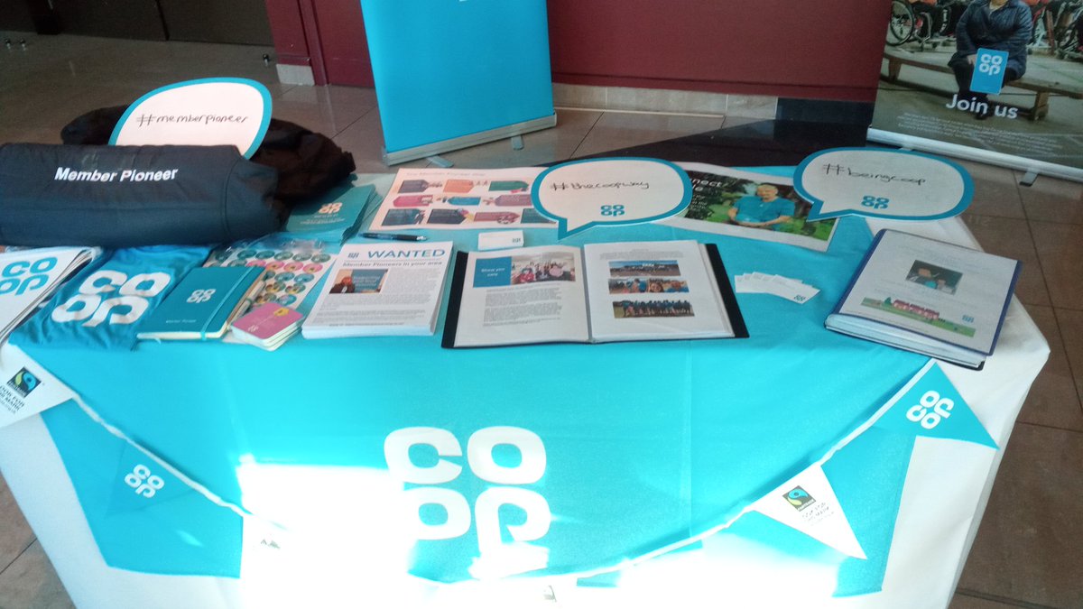 se_shol_com's tweet photo. Co-op VIP conference representing Member Pioneer's 💙 @donnaAburrow @Petrolheadnelly @JMMemberpioneer @PhilWat69243784 #BeingCoop #memberpioneer https://t.co/B33xYFMlyI