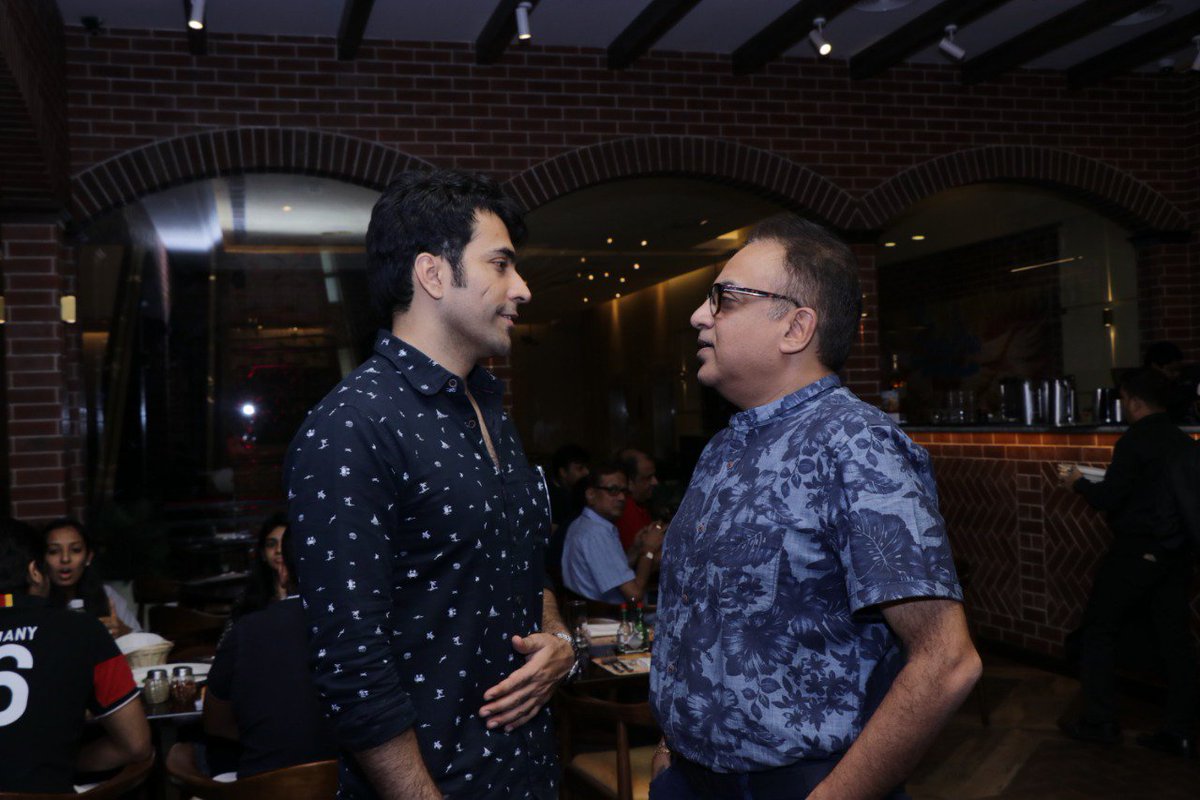 #BleedBlueFoodies of #ByomkeshGowtro at #Serafina 
#TeamByomkeshGowtro 
#PromotionDiaries
<a href="/silarindam/">Arindam Sil</a> <a href="/itsmeabir/">Abir Chatterjee</a> <a href="/Arjun_C/">Arjun Chakrabarty</a> <a href="/indrasishroy/">indrasish roy</a>