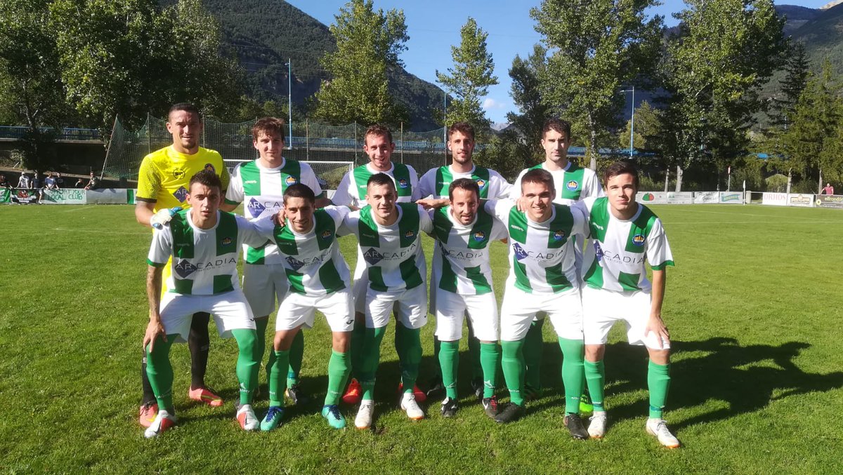 Partidazo en el Fernando Escartin...... <a href="/UBiescas/">U. D. Biescas</a> 1-0 <a href="/CFUTBOLJACETANO/">C.F. JACETANO</a>
Seguimos luchando
Golazo del 10....#Dylan.....