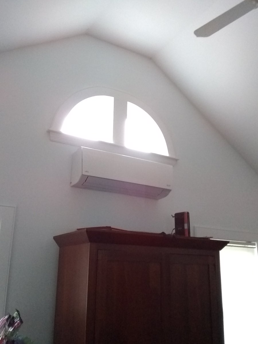 BedfordMOF's tweet photo. Air source heat pumps #UseLessGreenTheRest for a livable climate when heating and cooling your home. Idea #70: Mini splits give room-zoned efficient electric (renewable) heat & AC. 0% loans through @MassSave Sign up for an assessment: https://t.co/obkXy4HZxs @MothersOutFront https://t.co/5F4YyxnM0Q