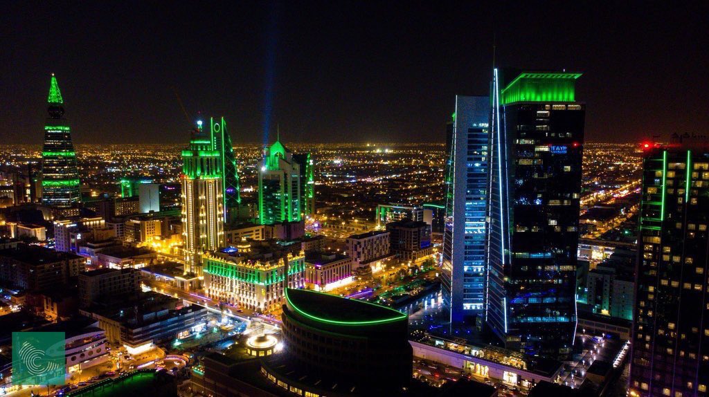 SAInEnglish's tweet photo. In 1932, the unification of Kingdom of Saudi Arabia was declared.
Every year on September, 23 we celebrate for #SaudiNationalDay 
Our kingdom is 88 years old own 🇸🇦 https://t.co/82WCmPXRhj