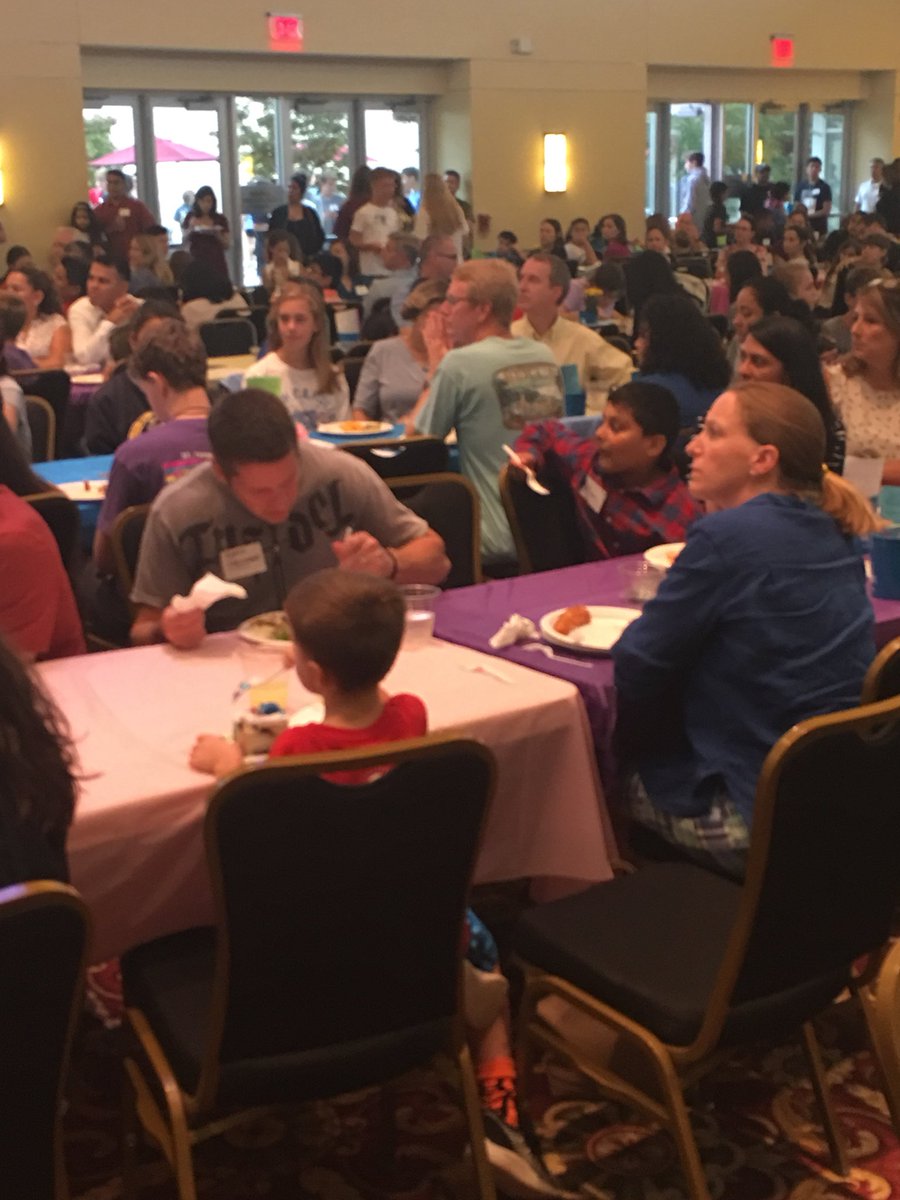 thomasmoreyouth's tweet photo. #Stmym potluck kickoff a success! Thanks to all the beautiful people who made the night memorable! #relentlessfather #stmym https://t.co/TwVOKf9jzh