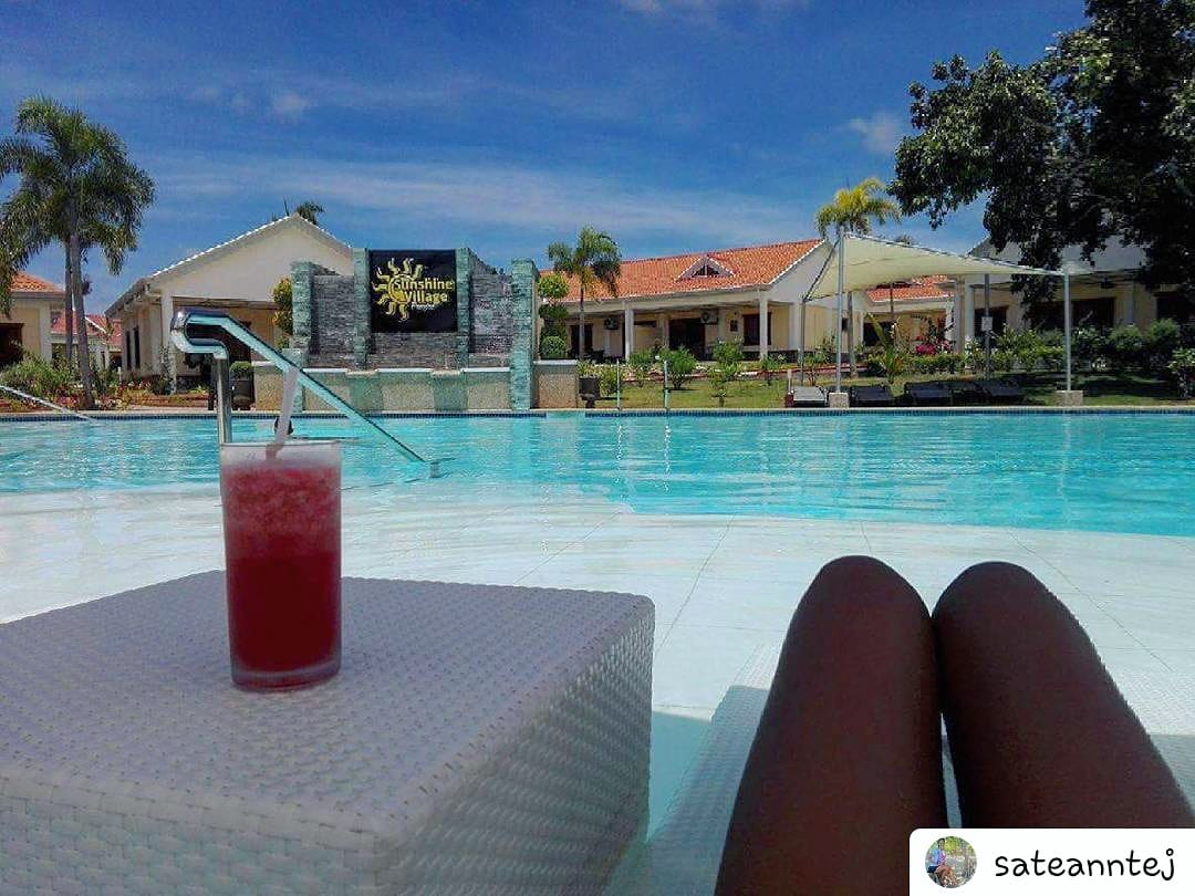 ssvpanglao's tweet photo. Life is so much easier when you just chill out 😎
Visit https://t.co/NnSLiJzbxh for bookings &amp; reservations. 

#MondayVibes #MondayMood #TheSunnyLife #Panglao #Bohol #Philippines https://t.co/2rusBIgAbU