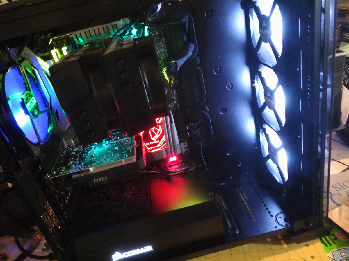 #AMD threadripper 1950x, 32gb #gskill trident, #msi rx560 4gb, 1tb #Samsung ssd, 3tb #hgst and 10tb #seagate HDDs on the #GIGABYTE x399 Designare ex, a great music production pc