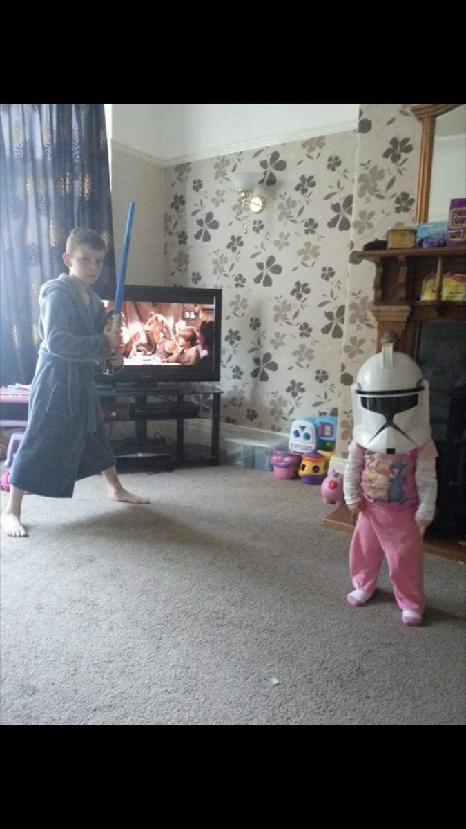 snoopzj's tweet image. @HamillHimself this is my son and daughter who are 8 years apart... but already don't get on 🤣 #familytroubles #thedarkside thought you might understand 😉